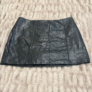 NWT Abercrombie Black Leather Mini Skort Built in Shorts Size Large